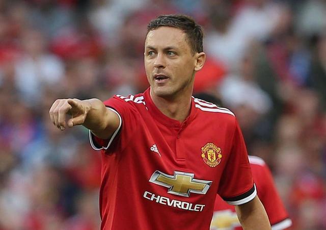 仅曝光了内 仅曝光了内