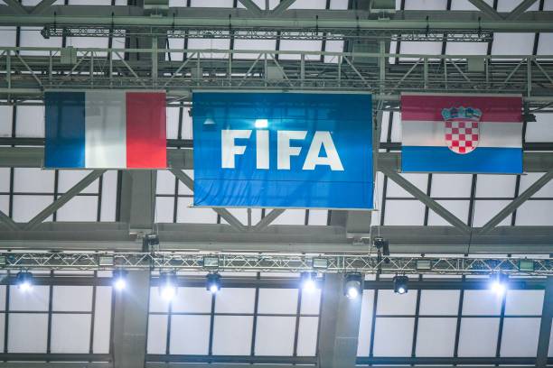 冈萨雷斯一 冈萨雷斯一